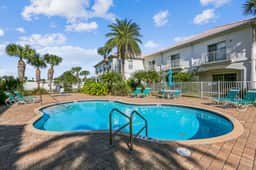 New! Summer Deal: Free Fun and Beach Gear Credit