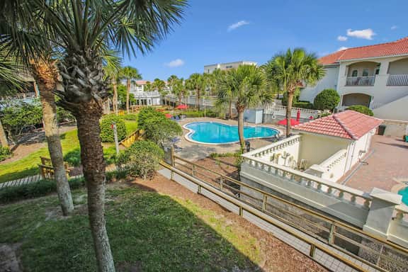 Hibiscus Resort Pool View Condo - Image 4