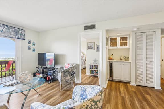 Oceanfront 2BR Condo in St. Augustine - Image 2