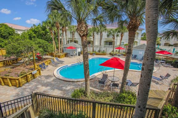 Ocean Gate I: Cozy Retreat Near Beach - Image 5